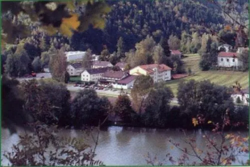 Zur Post Erlau (Passau)