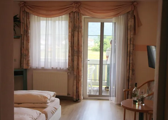 Zur Post Hotell Erlau (Passau)
