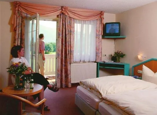 Zur Post Hotel Erlau (Passau)